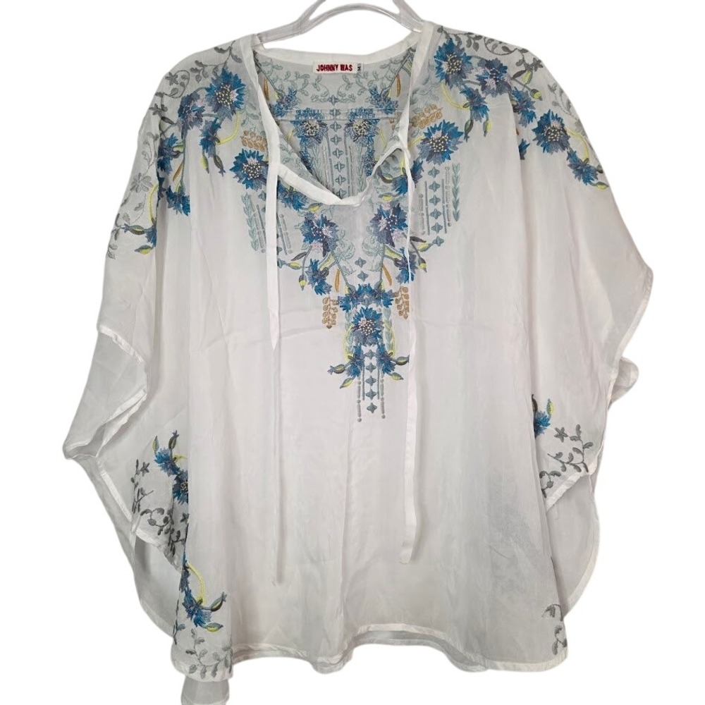 Johnny Was Women's M Poncho Top White Blue Floral Embroidered Rayon Boho Flowy